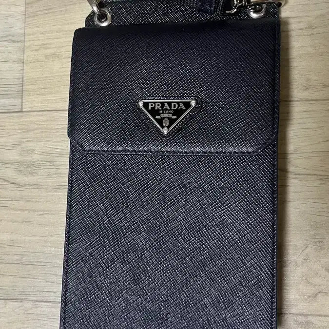 [BUNJANG] Prada Saffiano Leather Phone Case Pouch / 프라다 레더 사피아노 폰케이스 백