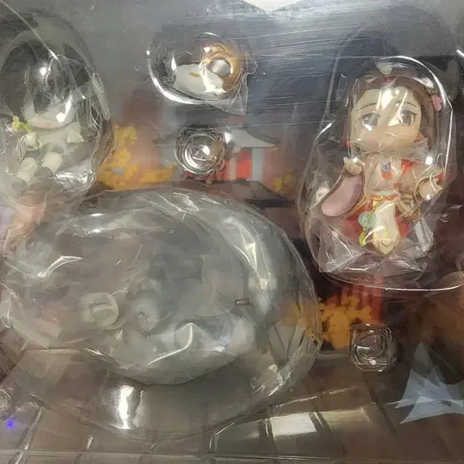 [BUNJANG] Heaven Official's Blessing Q Version Figure Set (Xie Lian, Hua Cheng, Shen Qingxuan, Hong Hong'er) + POB / 천관사복 Q판 피규어 신무경홍 홍홍아 사련 피규어+특전 판매