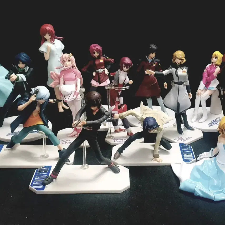 [BUNJANG] Gundam SEED 14-Character Figure Set Featuring Lacus, Kira, Athrun, and Cagalli / 할인,건담,시드,피규어,14종,라크스,키라,아스란,카가리