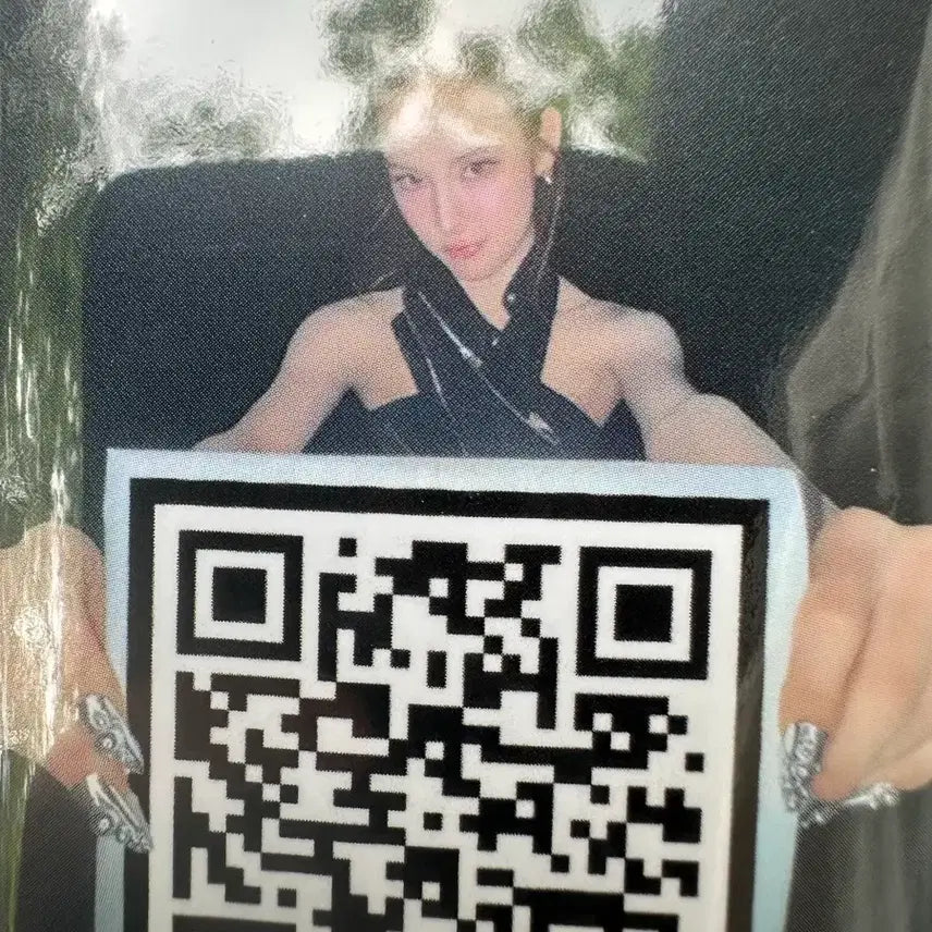[BUNJANG] ITZY Yuna Last Broadcast Studio Photocard Set / 이즈나 막방 공방 포카 세트