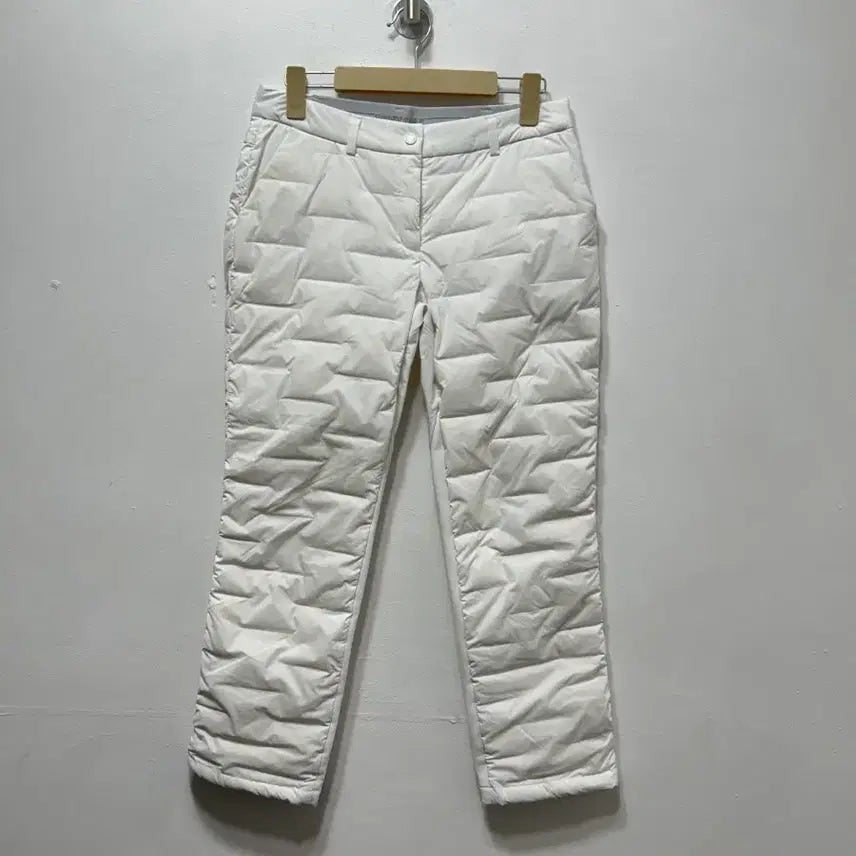 [BUNJANG] DKNY Women's Golf Padded Pants Size S / DKNY 여성 골프 패딩 바지 S