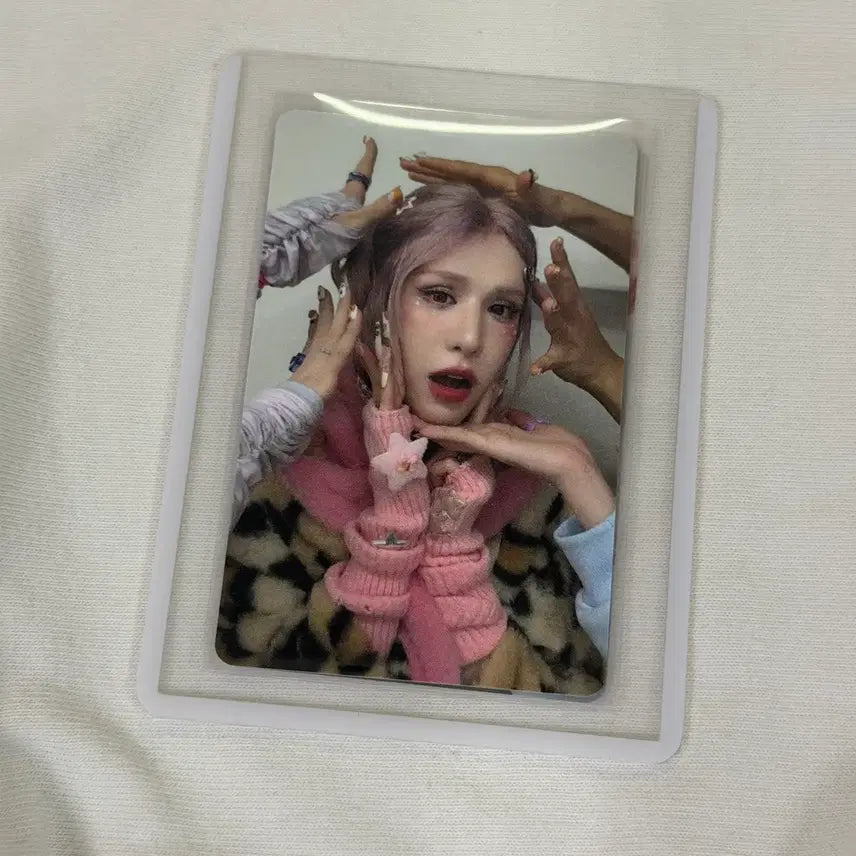 [BUNJANG] X:LOVER Haru Rui Lucky Draw Signed Pola Photocard / 엑스러브 포카 하루 현 우무티 루이 럭드 싸인 폴라 싸폴 xlov pc