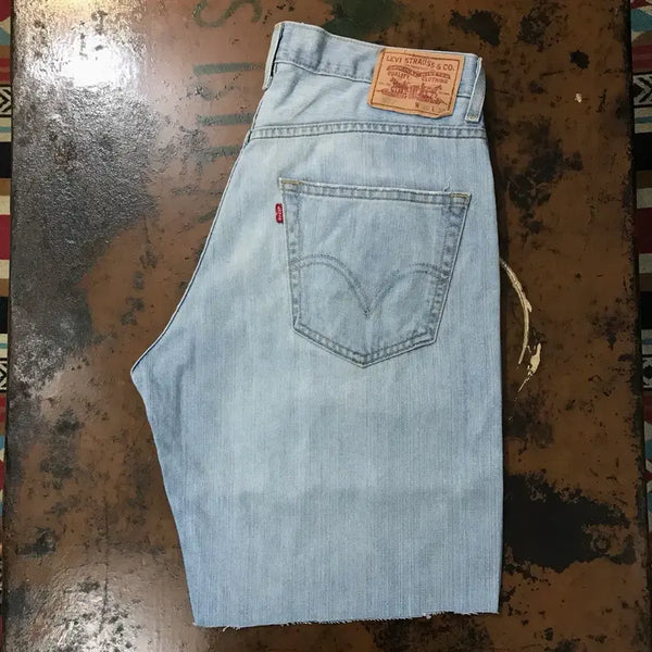 [BUNJANG] Levi's 569 Light Wash Denim Cut-off Shorts / 리바이스 569 연청 데님 컷오프 숏 팬츠 반바지 허리 31 32 사이즈