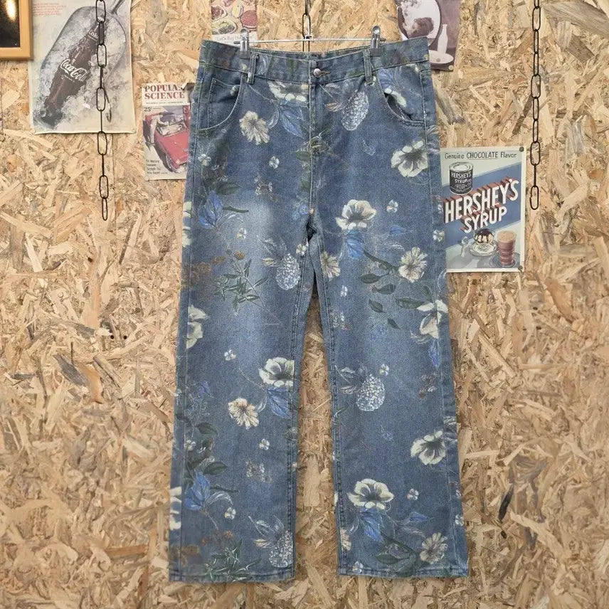 [BUNJANG] Floral Pattern Printed Denim Pants / 플로럴 패턴 프린팅 데님 팬츠