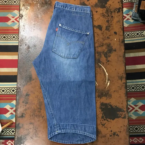 [BUNJANG] Levi's Engineered Jeans Mid-Wash Denim Capris Size 31-32 / 리바이스 엔지니어드 진 중청 데님 6부 팬츠 반바지 허리 31 32