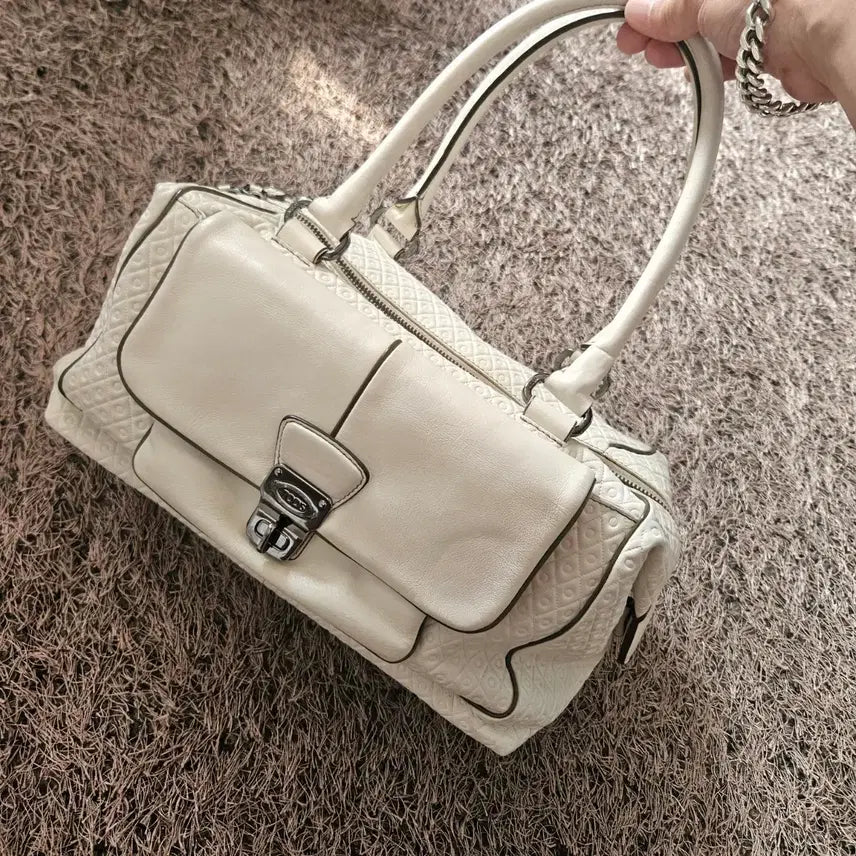 [BUNJANG] Tods Cube White Cream Shoulder Bag / 토즈(Tods) 큐브 화이트 크림 숄더백