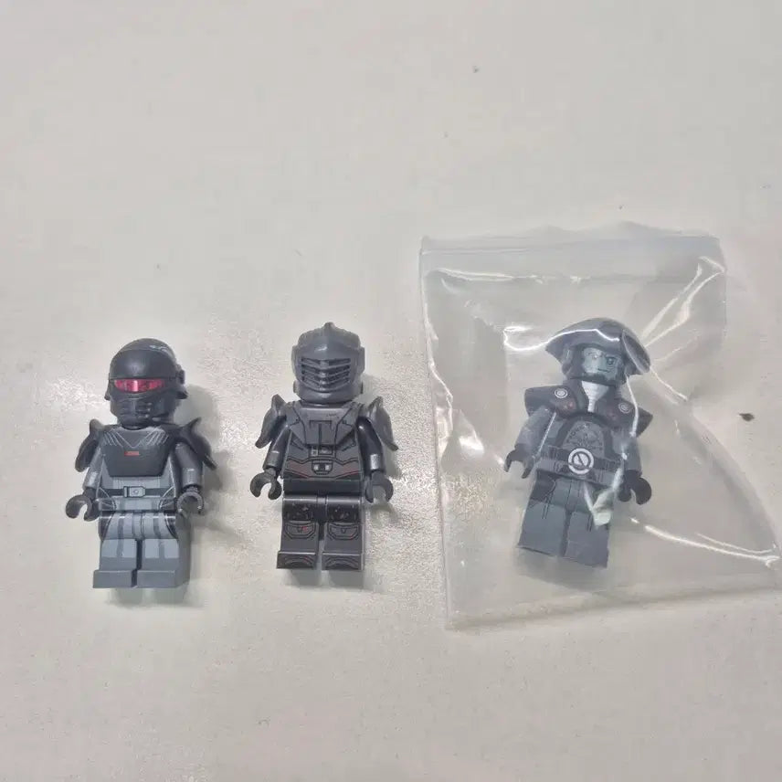 [BUNJANG] LEGO Star Wars Inquisitor Set with Lightsaber / 레고 스타워즈 인퀴지터 세트(광선검 포함)