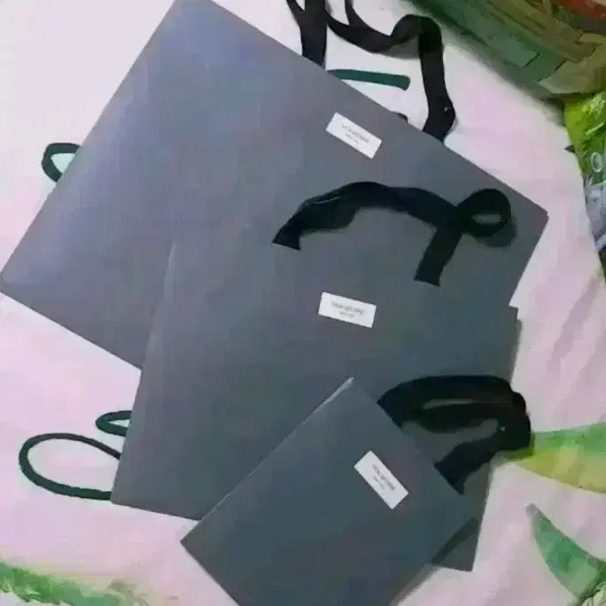 [BUNJANG] Thom Browne Shopping Bags Various Sizes / 1-2)톰브라운쇼핑백 여러종류(2번쇼핑백 가격임)