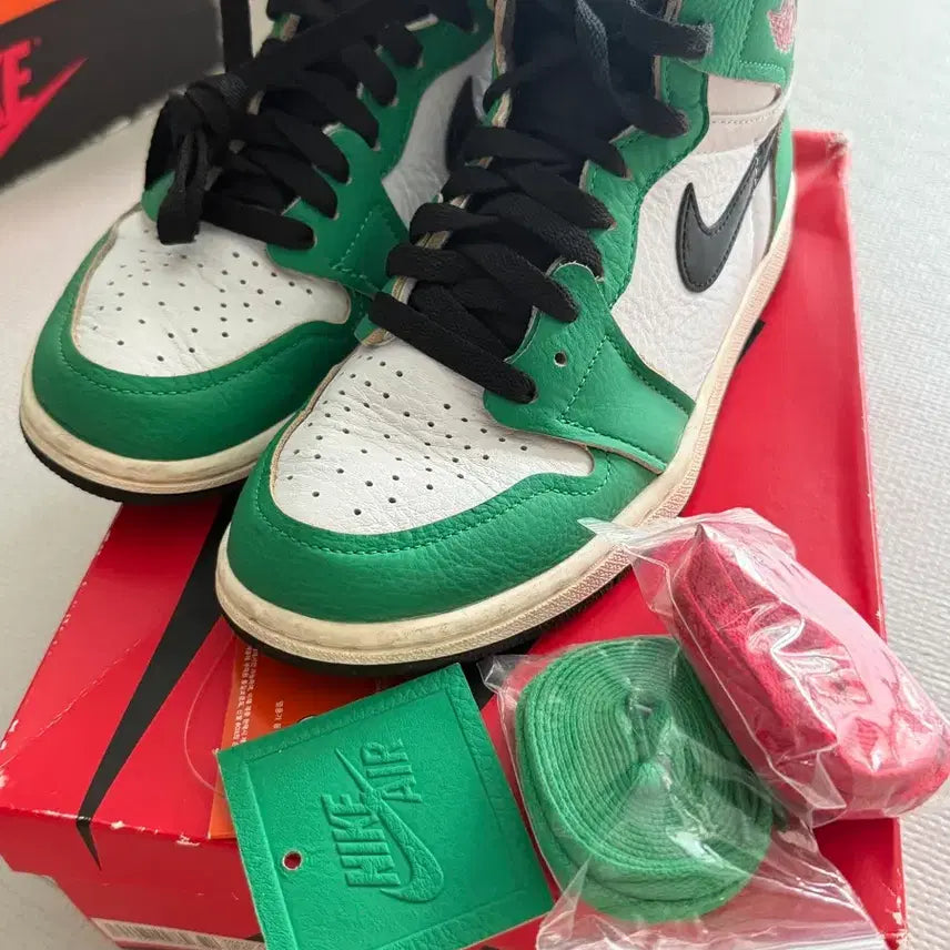 [BUNJANG] Nike Air Jordan 1 OG Lucky Green / 나이키 에어조던1 OG 럭키그린