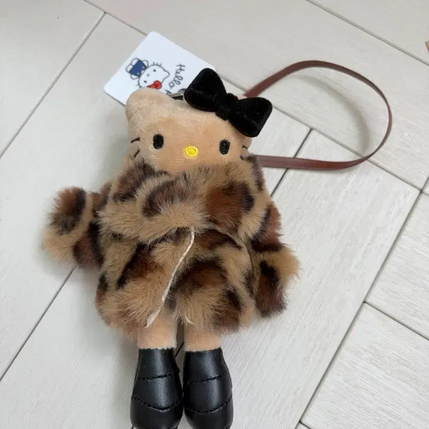 [BUNJANG] New Long-Legged Fur Kitty Plush Toy / 새상품)롱다리 퍼 키티 인형
