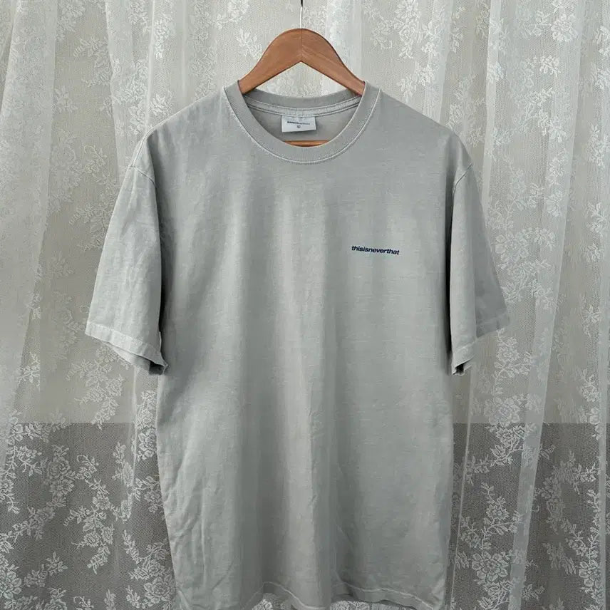 [BUNJANG] thisisneverthat 23SS DSN-Logo Tee Grey / L) 디스이즈네버댓 23SS 반팔 티셔츠 그레이