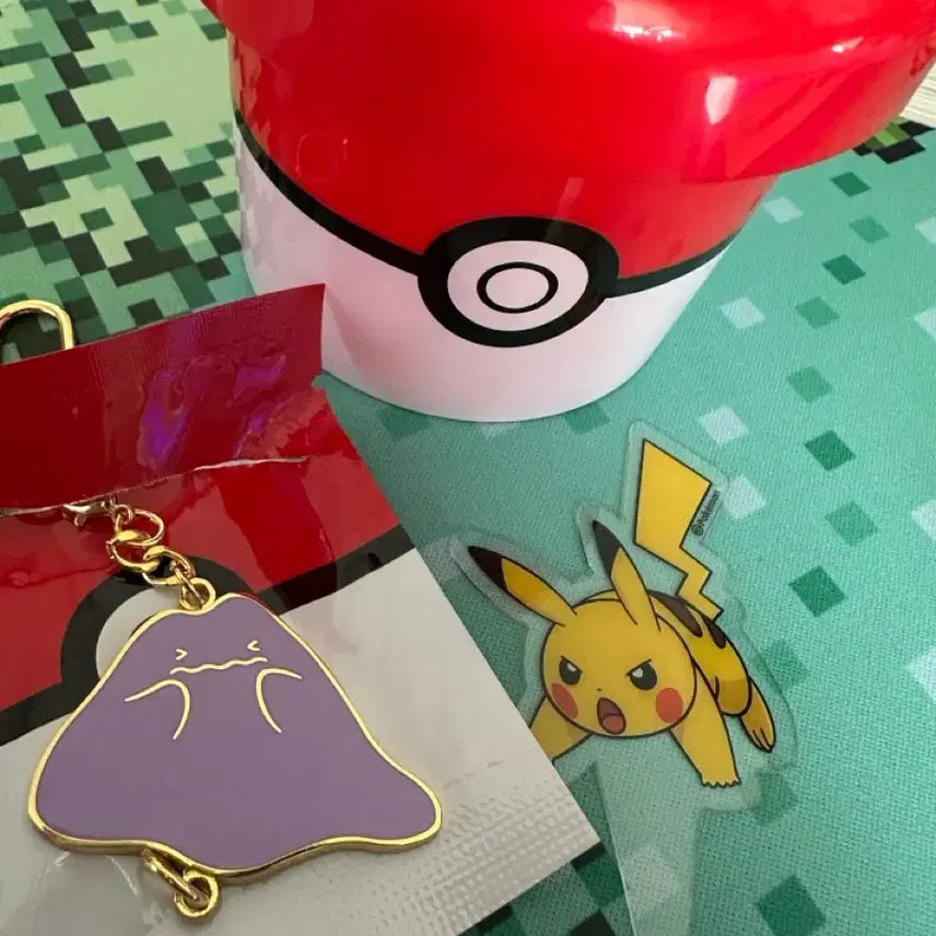 [BUNJANG] Baskin Robbins Pokemon Keychain Metamon / 배스킨라빈스 포켓몬 키링 메타몽