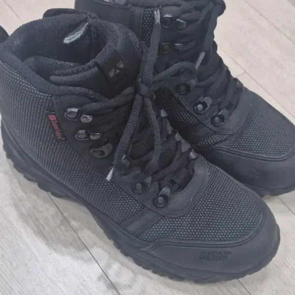 [BUNJANG] Altaigear Pluto Hiking Boots / 알타이기어 플루토(245)