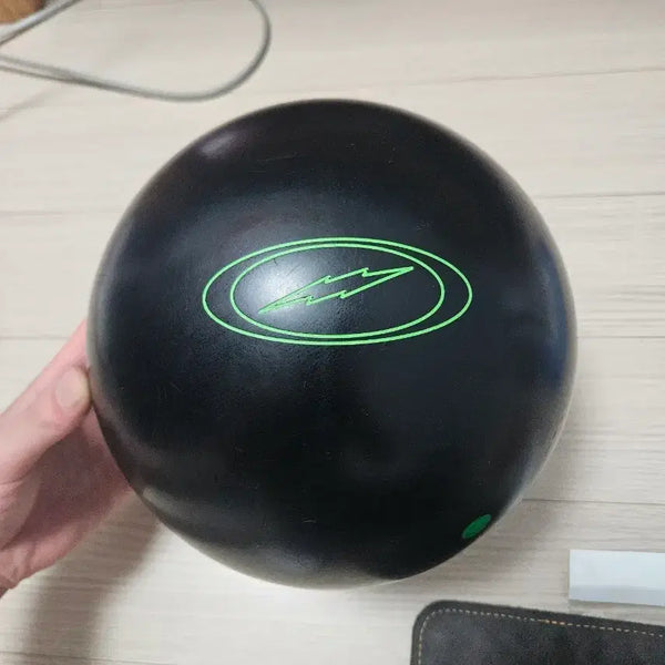 [BUNJANG] Storm Pitch Black Bowling Ball (15lb) with Single Ball Bag and Accessories / 스톰 피치 블랙 볼링공 15p + 원볼백