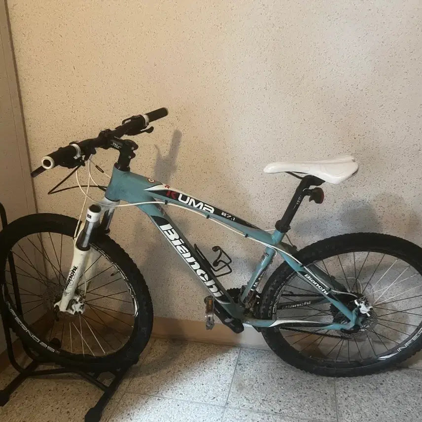 [BUNJANG] Bianchi Kuma 27.1 MTB Bicycle (27.5 inch) / [상태 최상/실주행 짧음] 비앙키 쿠마 27.1 MTB (27.5인치/