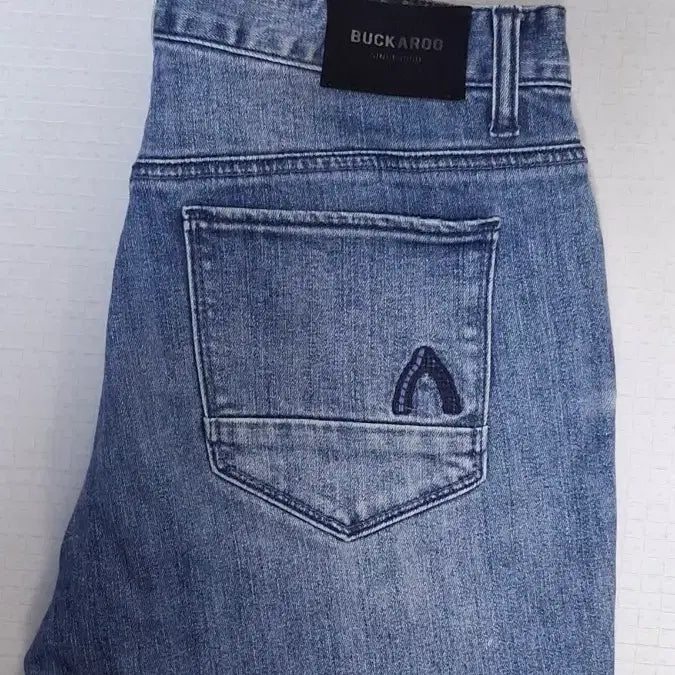 [BUNJANG] Buckaroo Tapered Fit Light Indigo Damaged Washed Denim Pants / (33 수선X) 버커루 데미지 워싱 데님팬츠 테이퍼드핏