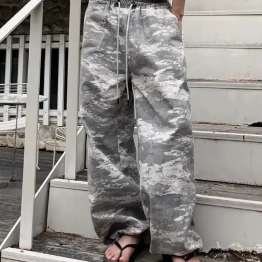 [BUNJANG] Camouflage Pattern Jogger & Wide Pants / 거의새것)카모플라쥬 패턴 조거&와이드 팬츠 스트링
