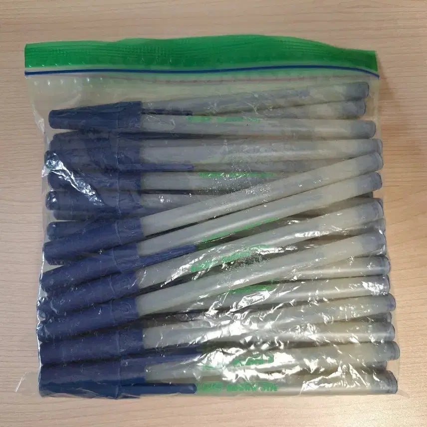 [BUNJANG] Bic Ballpoint Pens, Blue, Medium Point (1.0mm), 30 Count / 빅볼펜 Bic볼펜 파란색 30개 판매합니다.
