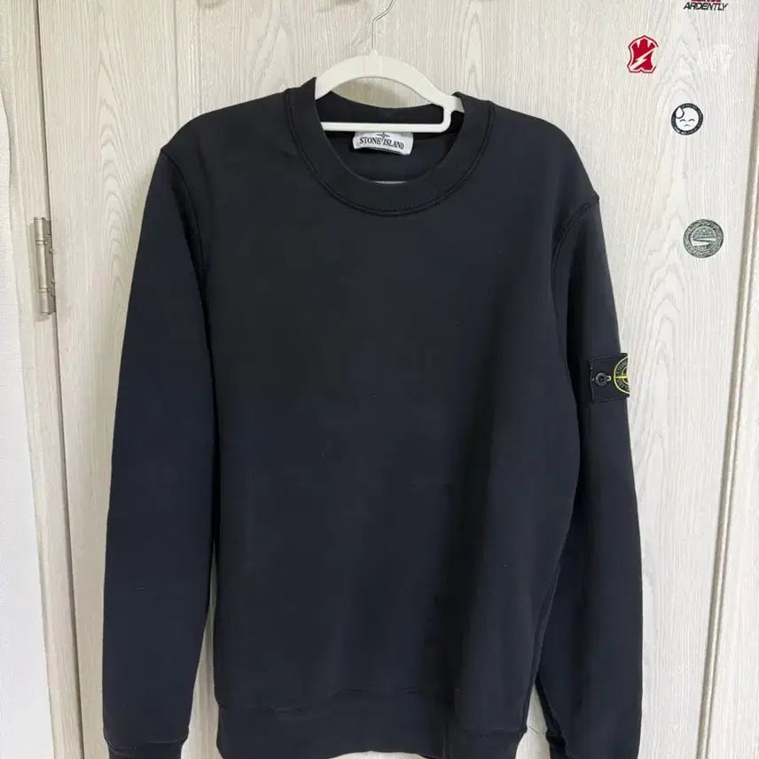 [BUNJANG] Stone Island Sweatshirt Black M / 스톤 아일랜드 맨투맨 M사이즈