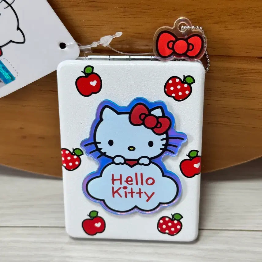 [BUNJANG] Hello Kitty Apple Ribbon Compact Mirror / 헬로키티 애플 리본 디자인 거울