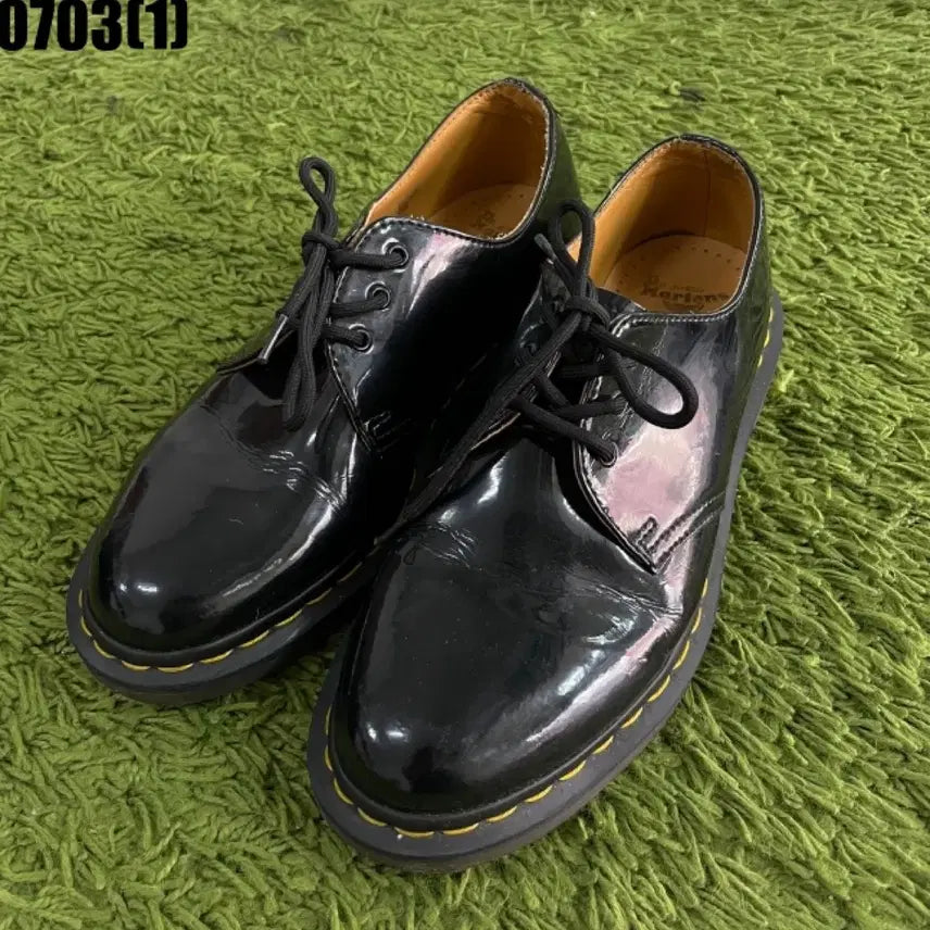 [BUNJANG] Dr. Martens 3-Eye Black Patent Leather Derby Shoes UK 6 / 닥터마틴 3홀 블랙 에나멜 더비슈즈 UK6 250