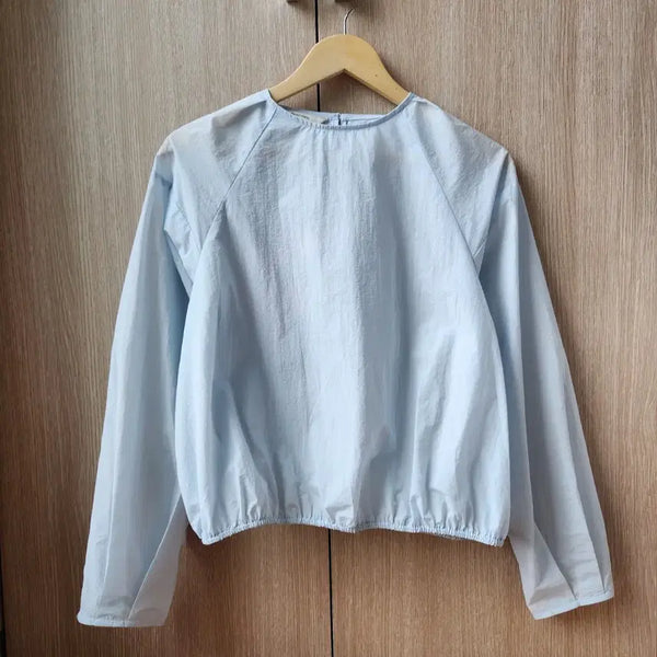 [BUNJANG] Plants on Gray Round Blouse (Blue) / 플랜츠온그레이 라운드 블라우스 (blue)