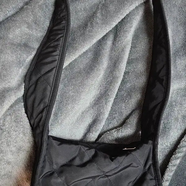 [BUNJANG] COS Mini Diamond Quilted Crossbody Bag / 코스 가방 미니 다이아몬드 퀄티드 크로스백