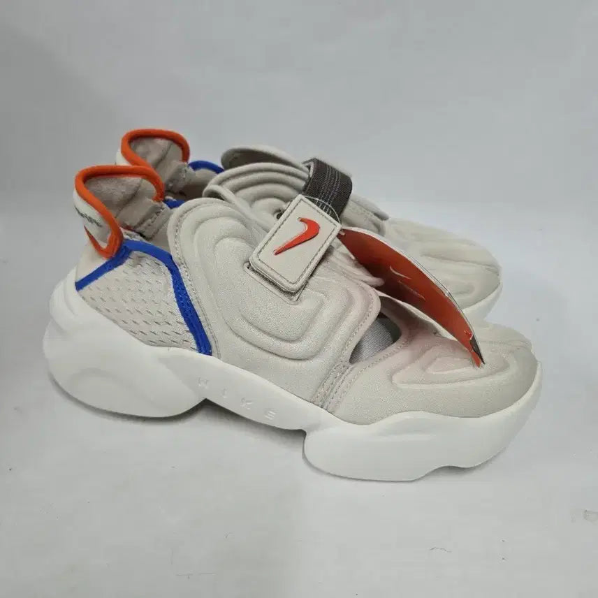 [BUNJANG] Nike Aqua Rift Sandals Beige 240 / 새제품)아쿠아 리프트 샌들 240 베이지
