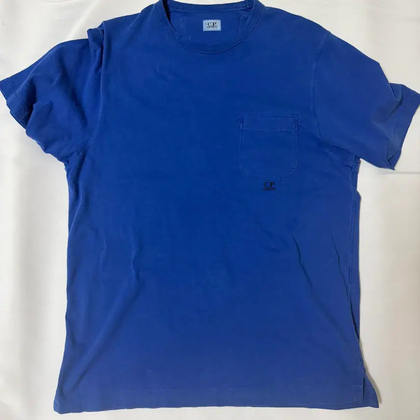 [BUNJANG] C.P. Company Garment Dyed Cotton Pocket Short Sleeve T-Shirt Vintage Blue / 씨피컴퍼니(C.P.COMPANY) 포켓 반팔 티셔츠 블루(100)
