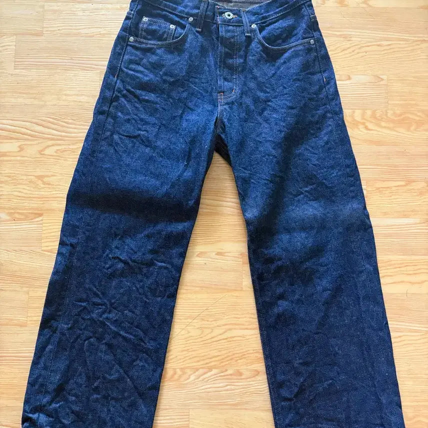 [BUNJANG] Naked & Famous Strong Guy Dirty Fade Selvedge Denim / [30] 네이키드앤페이머스 스트롱가이 더티페이드 셀비지 데님