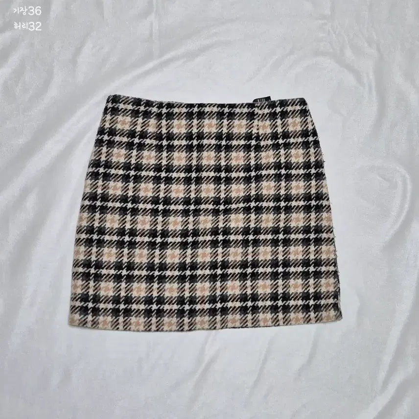 [BUNJANG] Vintage Check Pattern Skirt Beige / 교환 빈티지 체크 패턴 스커트 베이지 (하객룩 피로연 상견례 원피스