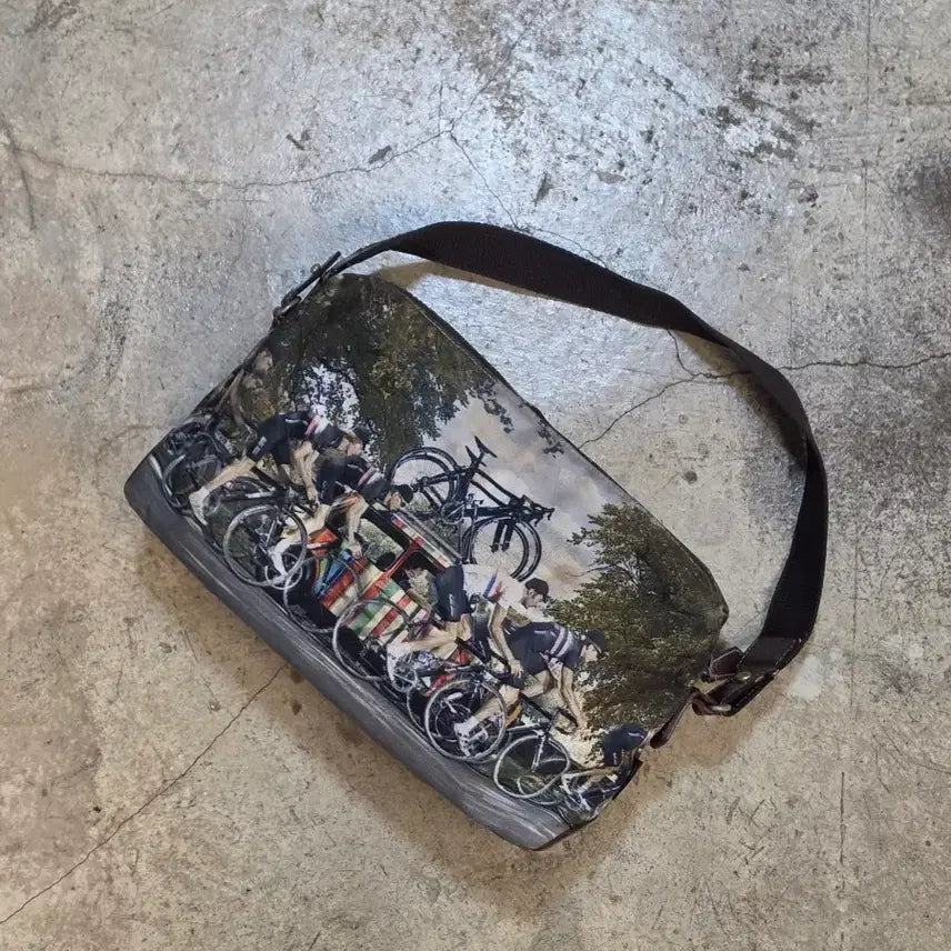 [BUNJANG] Paul Smith Cycle Print Shoulder Bag / 폴스미스 사이클 프린트 숄더백