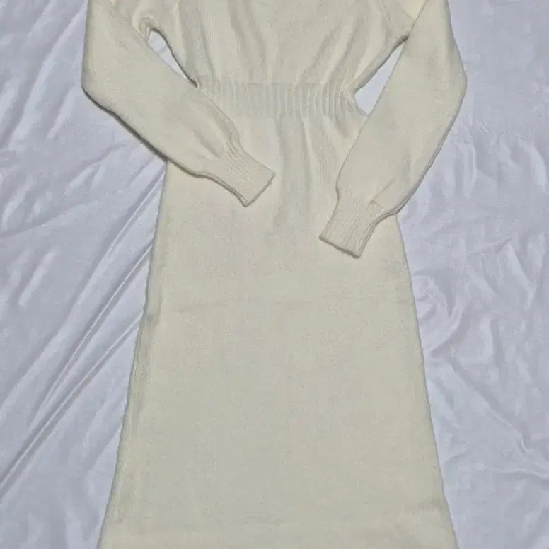 [BUNJANG] Ivory Knit Dress / 교환 니트 아이보리 원피스 (하객룩 피로연 상견례 삿포로 여리피