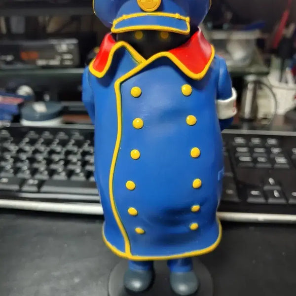 [BUNJANG] Galaxy Express 999 Conductor Figure / 은하철도 999 리얼피규어 차장