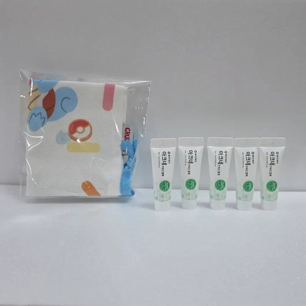 [BUNJANG] Pokemon Squirtle Pouch with Dong-A Pharmaceutical Acne Pro Gel Mini Set / 포켓몬 꼬부기 파우치 + 동아제약 아크네 프로 겔제