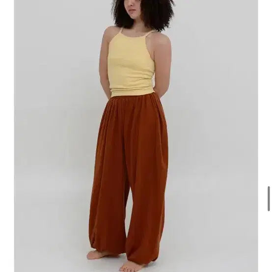 [BUNJANG] Prakti Hesta Pants Size 4 Brown / 프라크티 하스타팬츠 4 사이즈