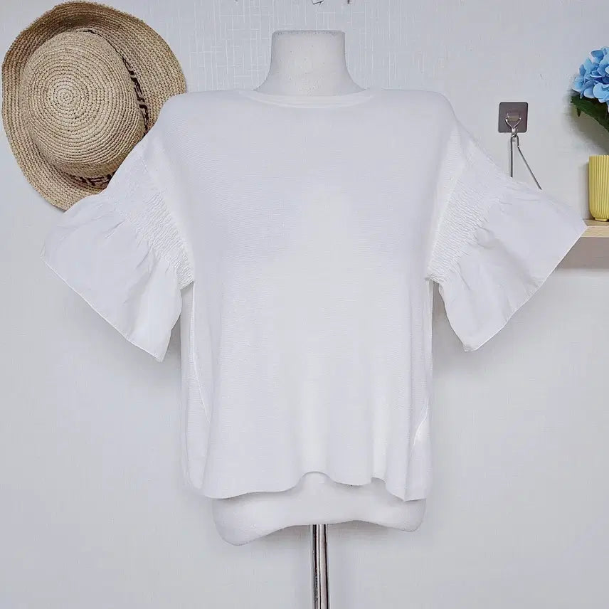 [BUNJANG] System Shirring Sleeve Half-Sleeve Knit White / 한섬 시스템 셔링소매 반팔니트 55 66 화이트