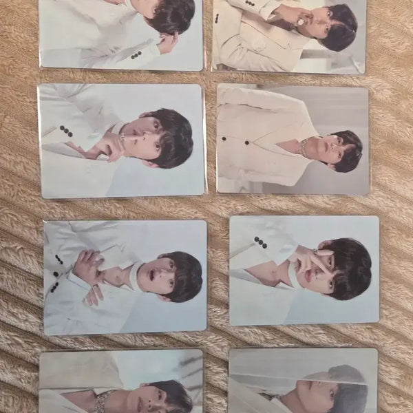 [BUNJANG] BTS V Map of the Soul Tour Photocard Set / BTS 뷔 map of the soul 투어 포카 8종