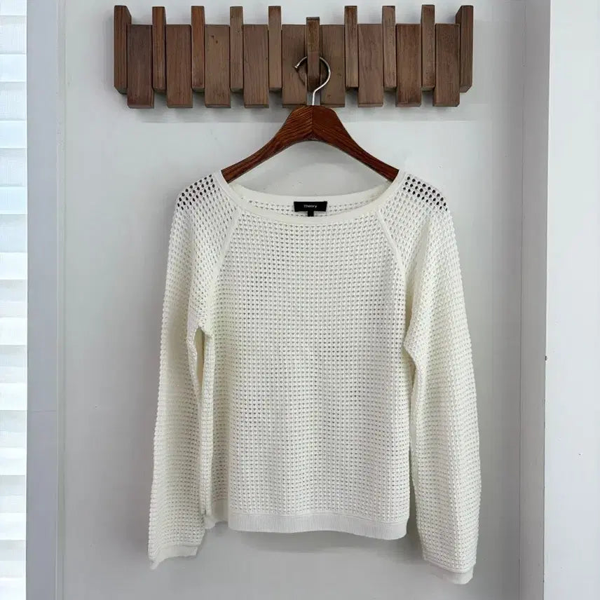 [BUNJANG] Theory Punching Knit Top / 띠어리 펀칭 니트
