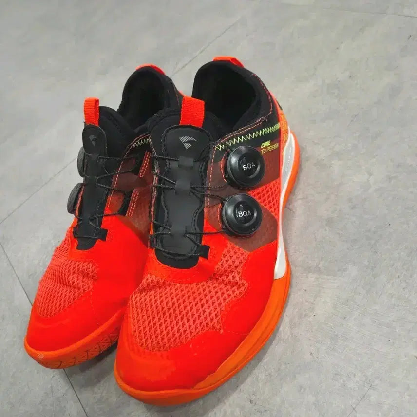 [BUNJANG] Vitro Balance Dual Boa Fit Badminton Shoes / 비트로 브랜드 밸런스 듀얼 보아 핏 배드민턴화 250