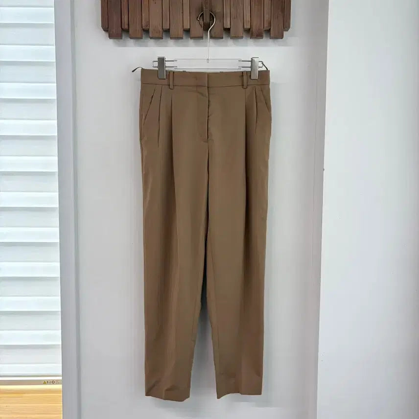 [BUNJANG] N21 Numero Ventuno Slacks Pants / n21 누메로벤투노 슬랙스 팬츠