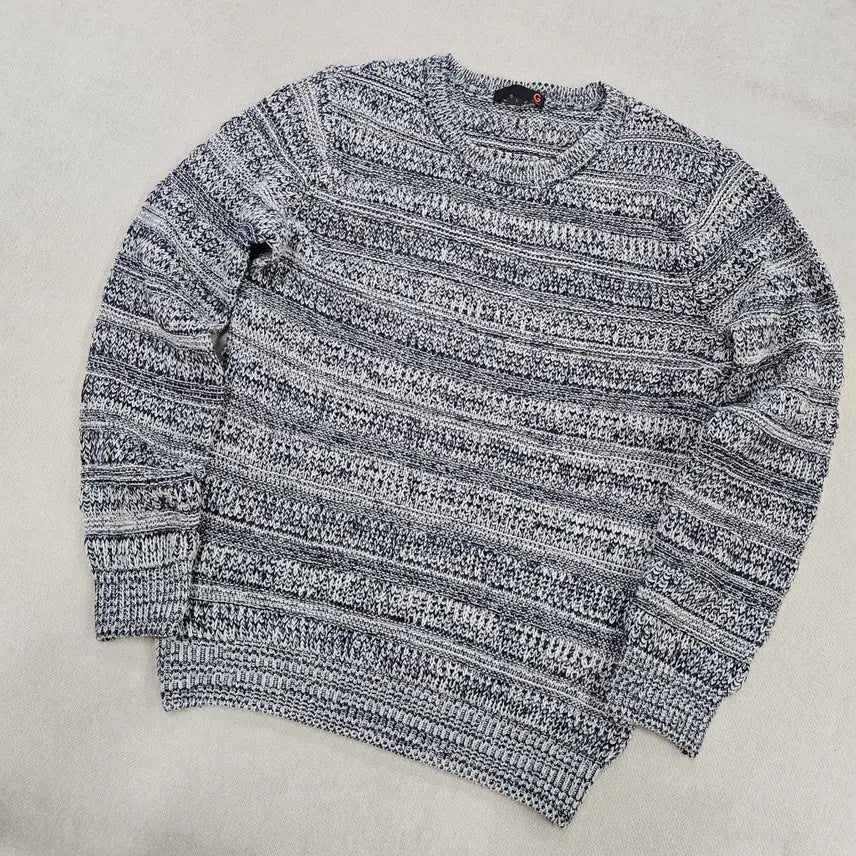 [BUNJANG] Guess Round Neck Long Sleeve Knit / S 게스 라운드넥 긴팔 니트 0703Y