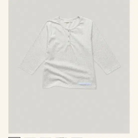 [BUNJANG] Smoothmood Off-Duty Button Tee Melange Grey / smoothmood 스무드무드 오프 듀티 버튼 티 멜그레이