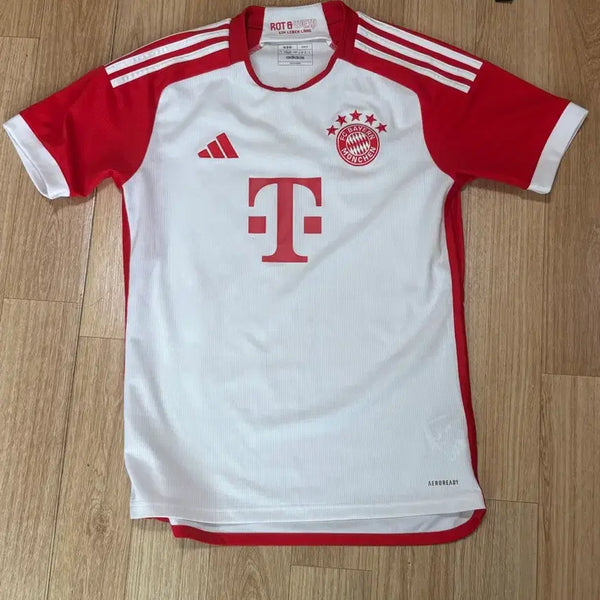[BUNJANG] Adidas Bayern Munich 23/24 Replica Jersey (Size S) / 정품) 바이에른뮌헨 23/24 유니폼 s