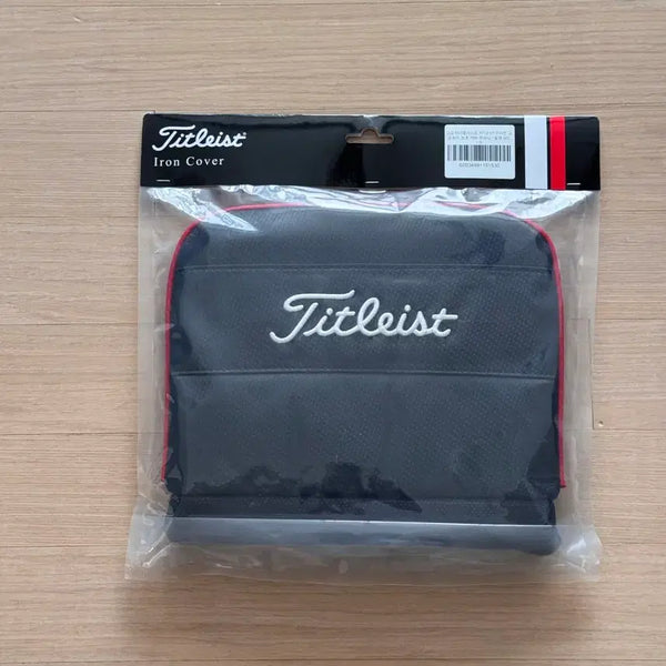 [BUNJANG] Titleist Iron Headcover Black/Red / 타이틀리스트 아이언 통커버 블랙/레드