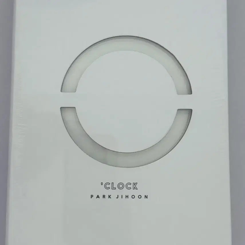 [BUNJANG] Park Jihoon Mini Album 1st O'CLOCK (Sealed) / 박지훈 미니 1집 O ClOCK(미개봉)