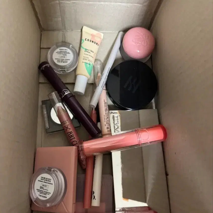 [BUNJANG] Cosmetics Bundle - Rom&nd, LIRIKOS, NAMING, Too Cool For School, FUEE / 급처 / 화장품 일괄 판매