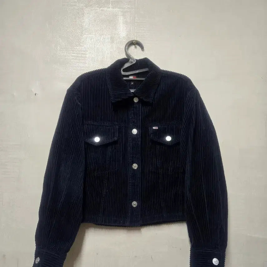 [BUNJANG] Tommy Jeans Navy Corduroy Cropped Shacket XS / 타미진스 코듀로이 크롭 셔켓 네이비 XS