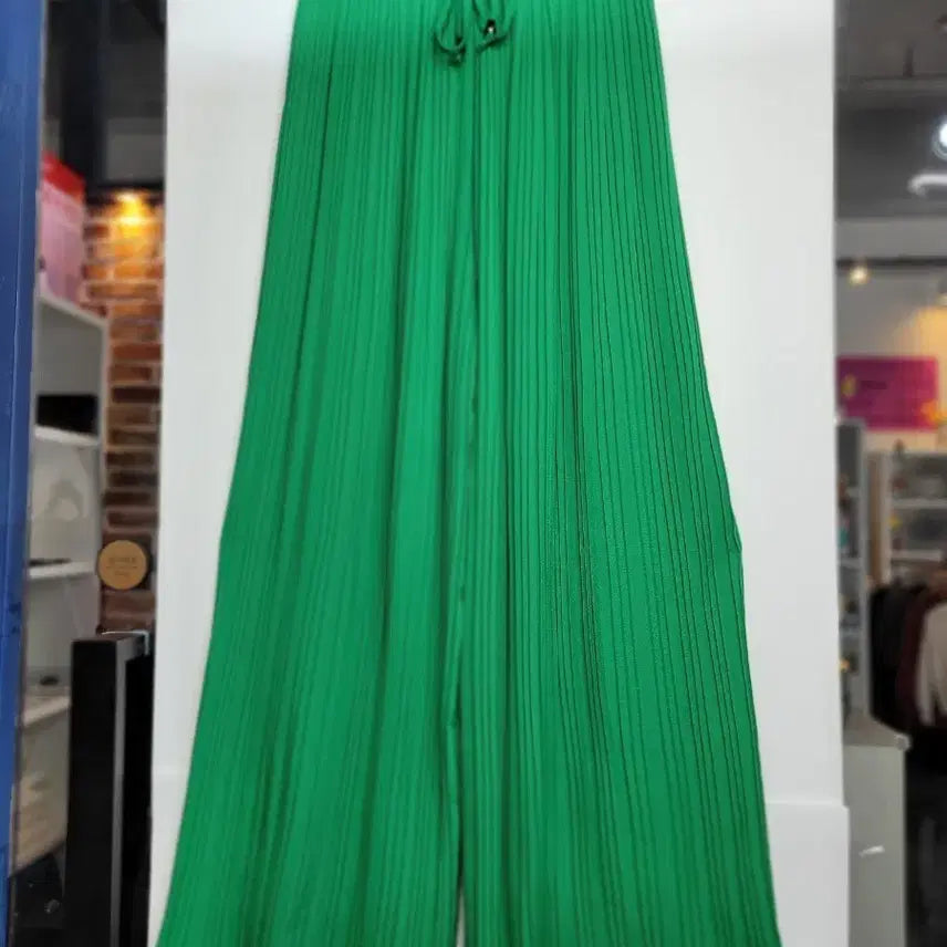 [BUNJANG] Green Pleated Wide Pants / 초록색 주름 와이드 팬츠