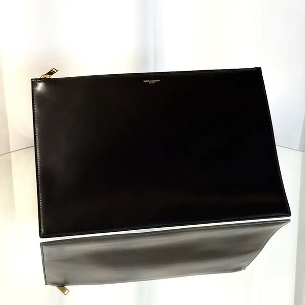 [BUNJANG] Saint Laurent Logo Gold Initial Black Clutch / [A] 입생로랑 로고 골드 이니셜 블랙 클러치